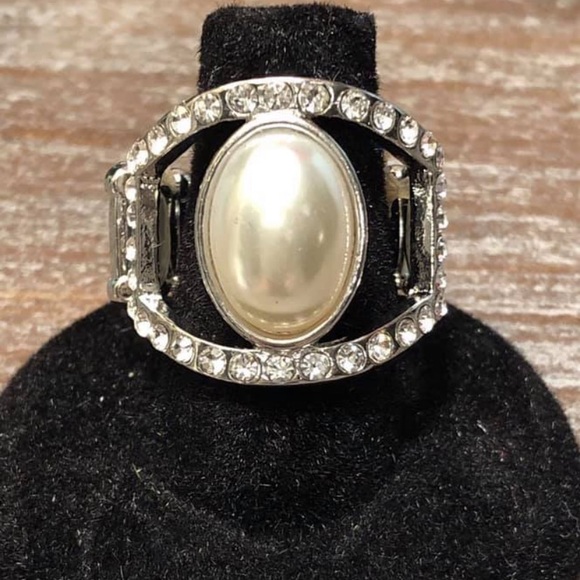 Radiating Riches - Picture 1 of 1